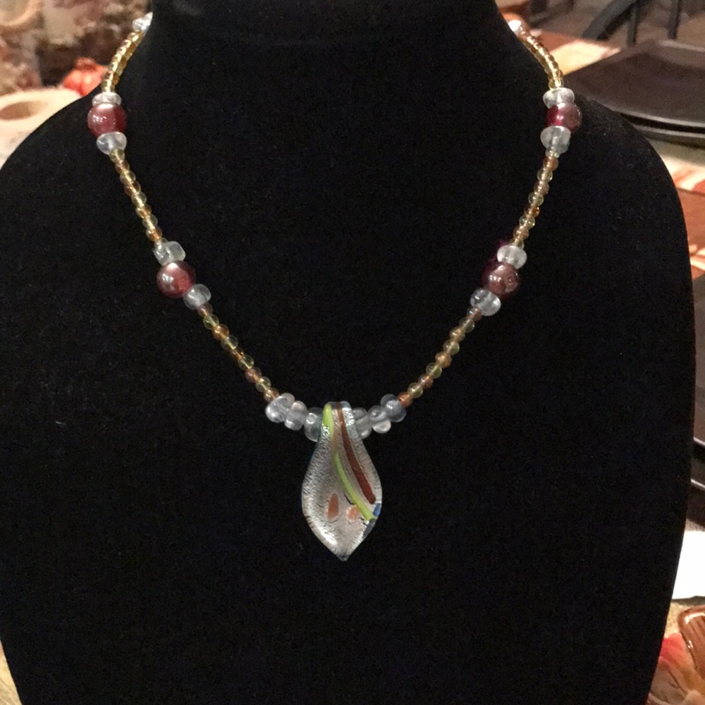 Glass Bead Pendant Necklace